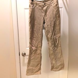Beige St Johns Bay stretch corduroy pants size 6